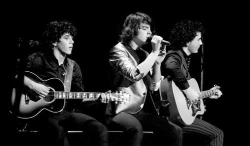 แปลเพลง When You Look Me In The Eyes - Jonas Brothers