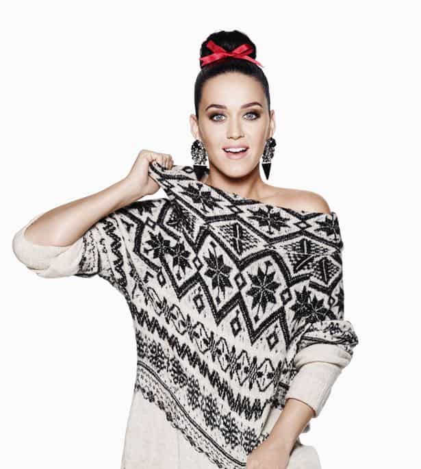 Katy-Perry-for-HM-Christmas-snowflake-jumper