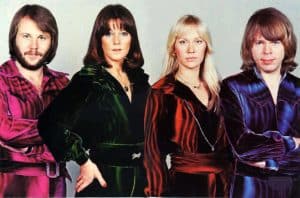 แปลเพลง Dancing Queen - ABBA ความหมายเพลง