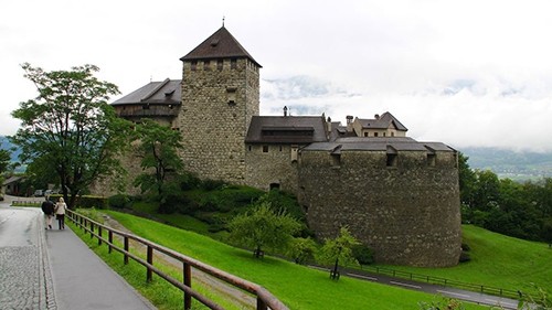 ประเทศที่เล็กที่สุดในโลก อันดับ 6 Liechtenstein
