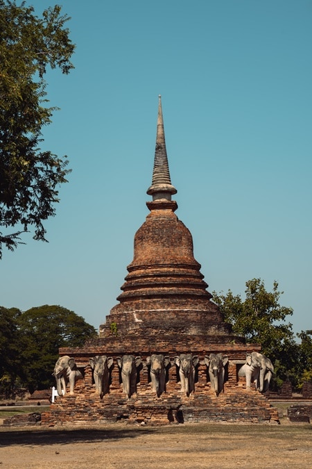 Sukhothai Historical Park - Wat Chang Lom